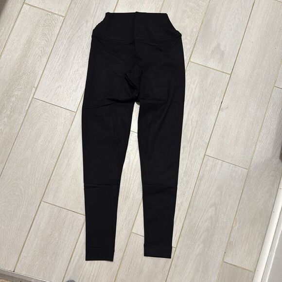 Set active xs NWT black legging - Picture 1 of 5